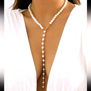 LARIAT WHITE CHUNKY NECKLACE NEW
